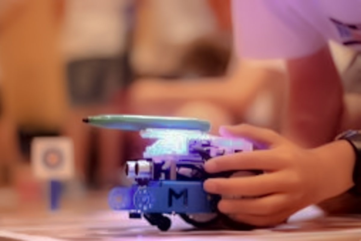 Build an Autonomous Robot with mBot: Wednesday Session (5pm - 6pm Mountain Time)